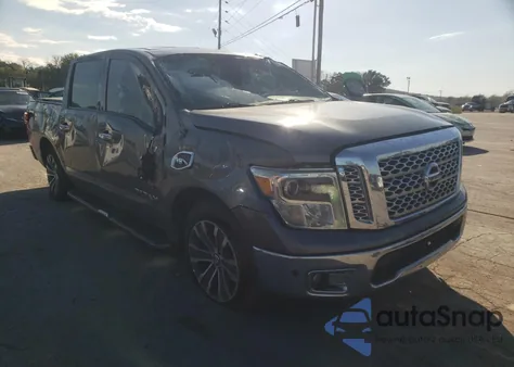 2017 Nissan Titan Sv z USA, uszkodzony, nr VIN 1N6AA1E63HN534383
